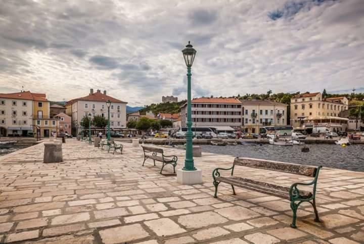 Apartment M&M Senj  Buitenkant foto